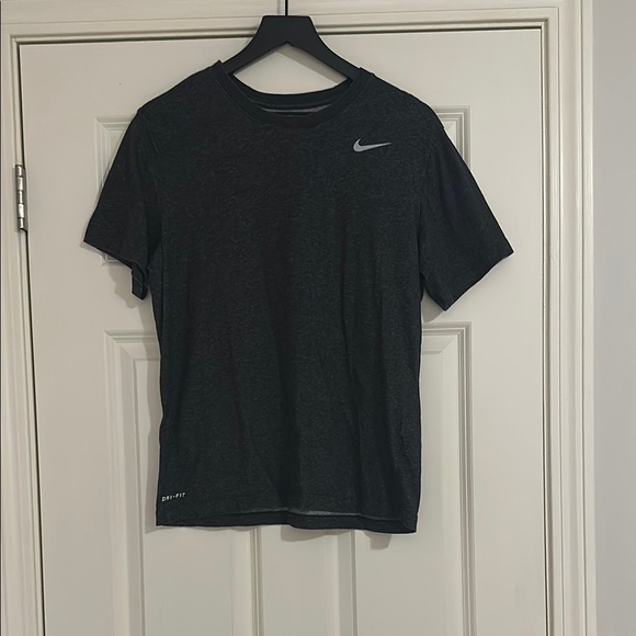 Nike Tops - Nike Women’s Charcoal Dri-FIT Tee